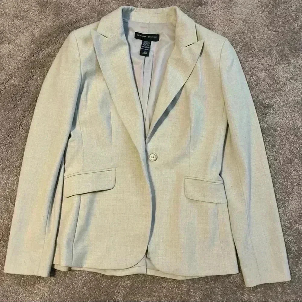 New York & Co blazer size small, will need dry-cleaning to clean a couple spots